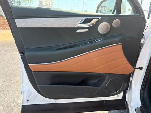 New 2026 Genesis GV80 2.5T Prestige image 10