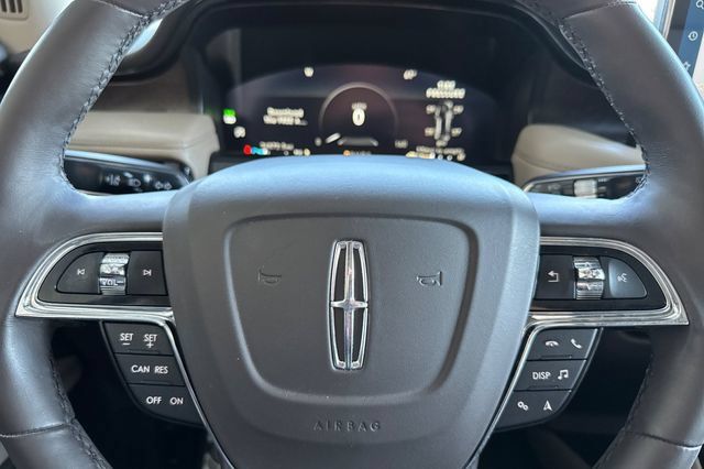 Used 2021 Lincoln Nautilus Reserve FWD image 36