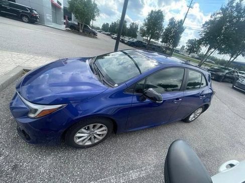 Used 2026 Toyota Corolla SE FWD image 3