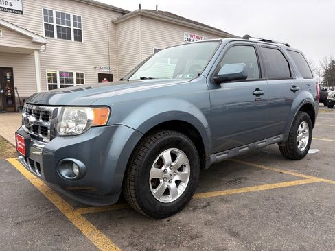 Used 2010 Ford Escape Limited image 2