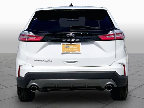 Used 2021 Ford Edge Titanium FWD image 5