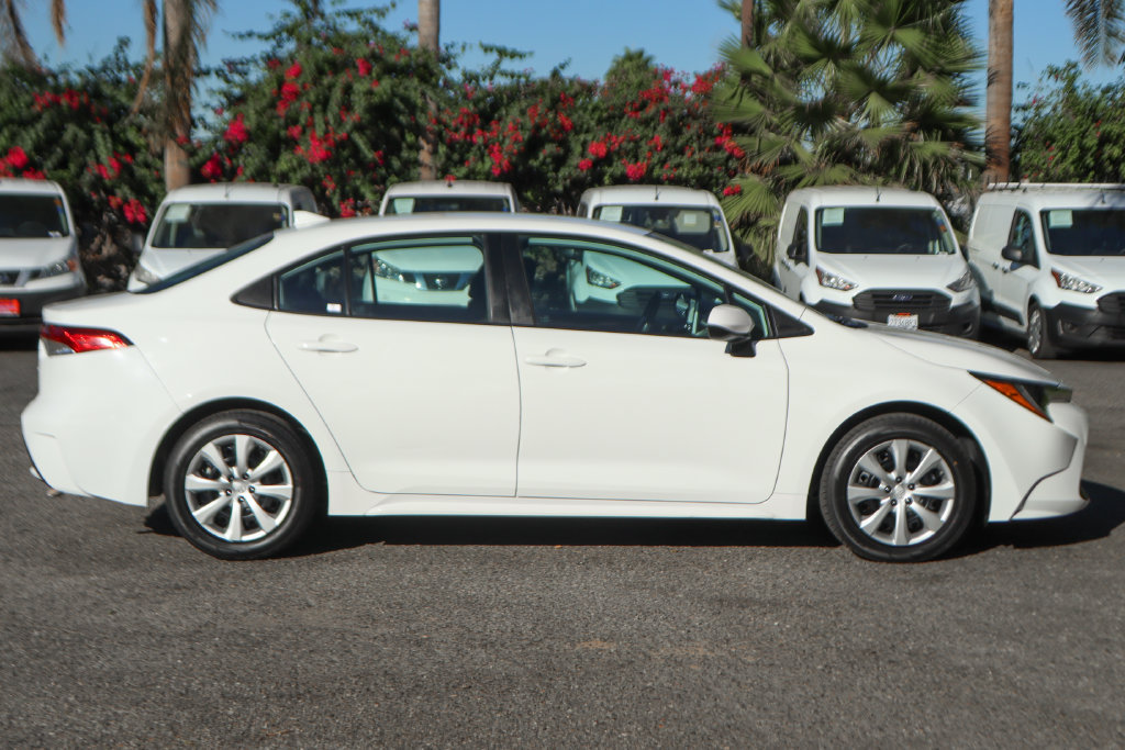 Used 2020 Toyota Corolla LE w/ Carpet Mat Package (TMS) FWD image 10