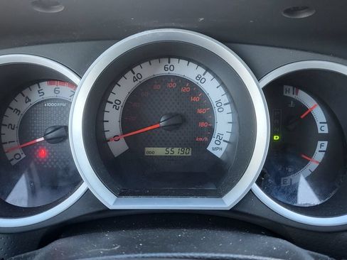 Used 2013 Toyota Tacoma PreRunner w/ SR5 Pkg RWD image 28