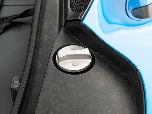 Used 2020 McLaren GT RWD image 28