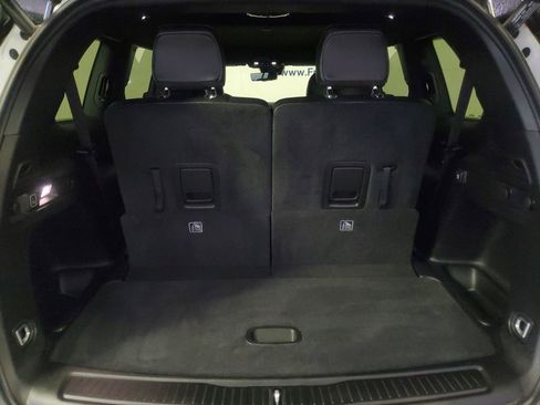 Used 2024 Jeep Grand Cherokee L Limited w/ Luxury Tech Group II image 9