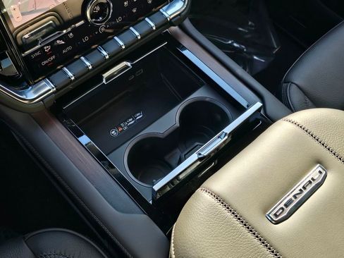 New 2026 GMC Yukon XL Denali w/ Sun & Power Step Package image 22