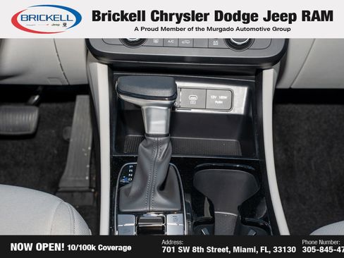 Used 2025 Hyundai Tucson SE image 23