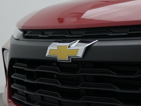 Used 2026 Chevrolet TrailBlazer LT FWD image 8