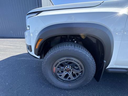 New 2026 Nissan Frontier PRO-4X AWD/4WD image 10