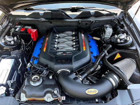 Used 2014 Ford Mustang GT RWD image 7