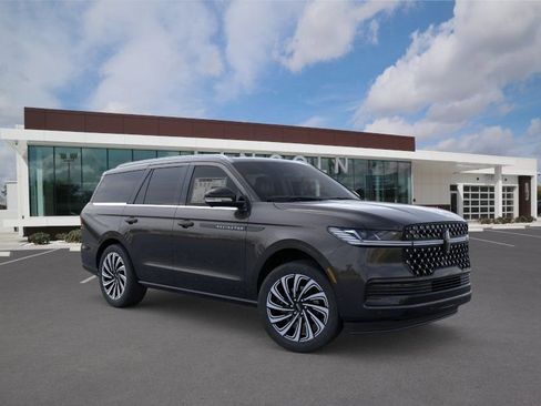 New 2025 Lincoln Navigator Black Label AWD/4WD image 7