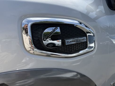 Used 2016 Nissan Titan PRO-4X AWD/4WD image 8
