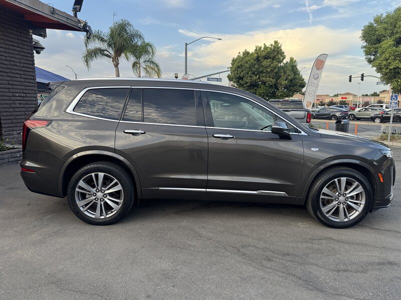 Used 2020 Cadillac XT6 Premium Luxury AWD/4WD image 23