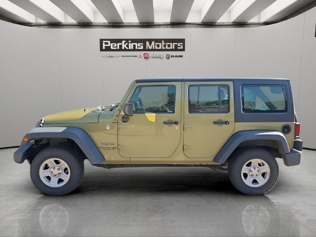 Used 2013 Jeep Wrangler Unlimited Sport w/ Connectivity Group AWD/4WD image 2