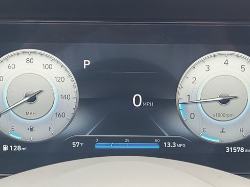 Used 2023 Hyundai Elantra SEL w/ Convenience Package FWD image 18
