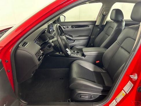 Used 2024 Honda Civic Touring image 11