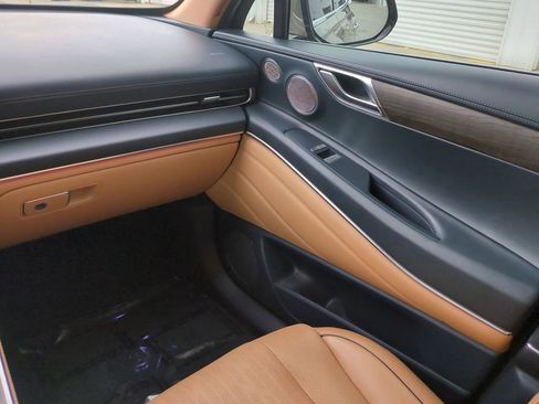 Used 2021 Genesis GV80 2.5T w/ Prestige Package 05 image 17