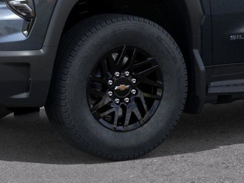 New 2026 Chevrolet Silverado EV LT image 10