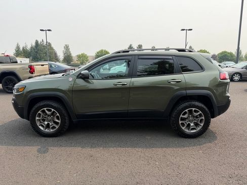 Used 2021 Jeep Cherokee Trailhawk w/ Trailer Tow Group AWD/4WD image 5