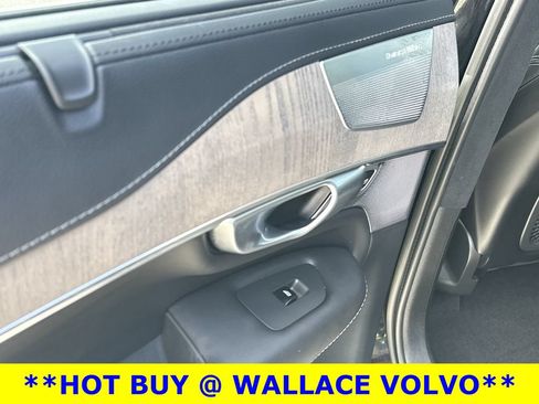 Used 2023 Volvo XC90 B6 Ultimate w/ Lounge Package AWD/4WD image 10