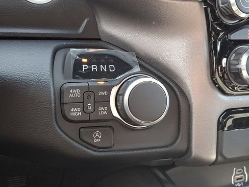 New 2026 RAM 1500 Big Horn w/ Night Edition AWD/4WD image 10