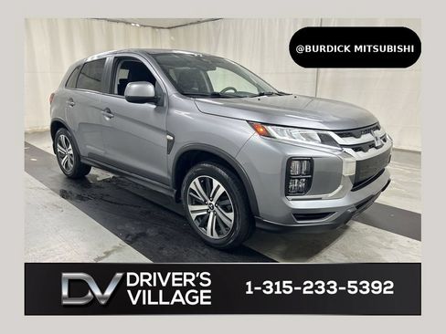 Used 2023 Mitsubishi Outlander Sport ES AWD/4WD image 1