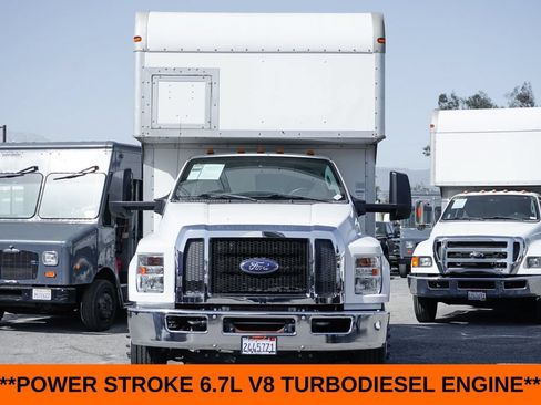 Used 2016 Ford F650 2WD Regular Cab Super Duty image 3