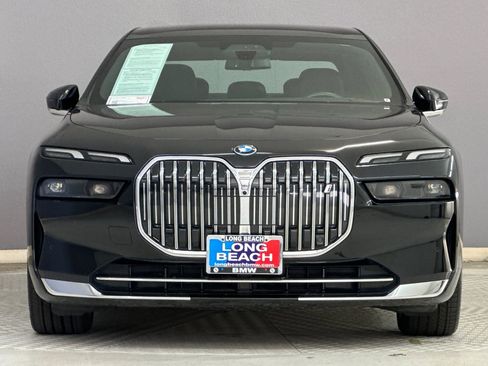 Used 2024 BMW i7 xDrive60 AWD/4WD image 5
