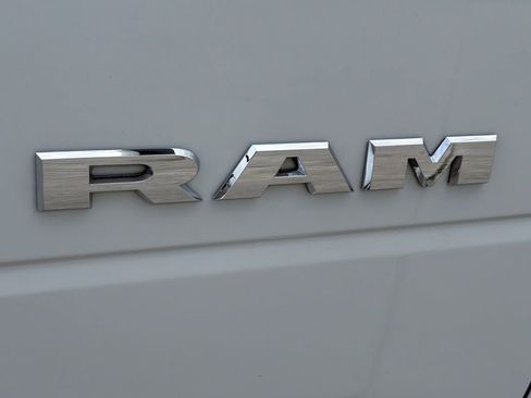 Used 2024 RAM 2500 Big Horn AWD/4WD image 10