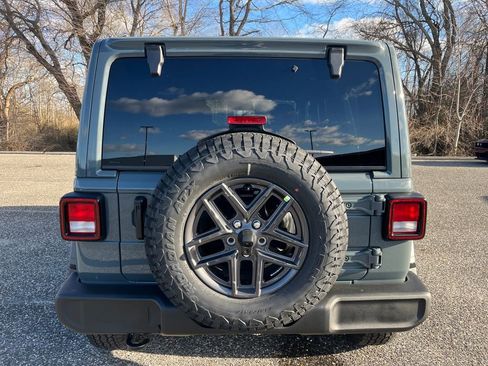 New 2026 Jeep Wrangler Sport S image 24