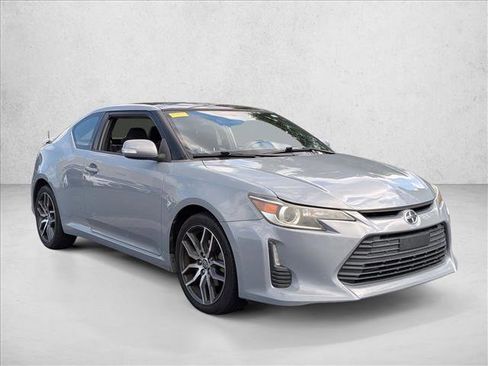Used 2016 Scion tC FWD image 4