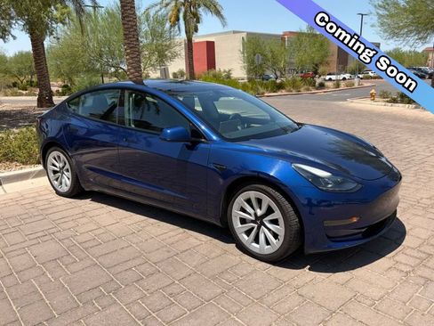 Used 2023 Tesla Model 3 Standard Range RWD image 1