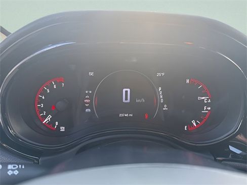 Used 2024 Dodge Durango SXT image 8