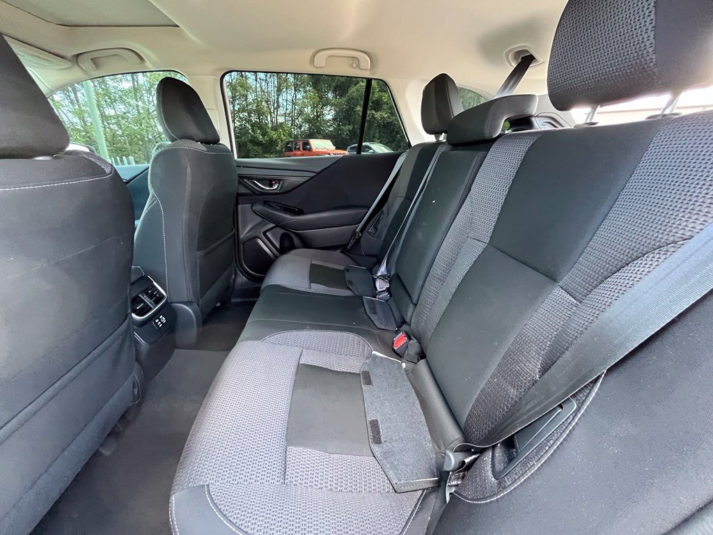 Used 2024 Subaru Outback Premium w/ Popular Package #1 AWD/4WD image 30
