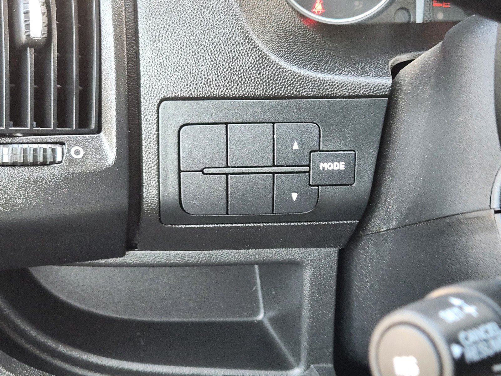 Used 2021 RAM ProMaster 1500 w/ Convenience Group FWD image 18