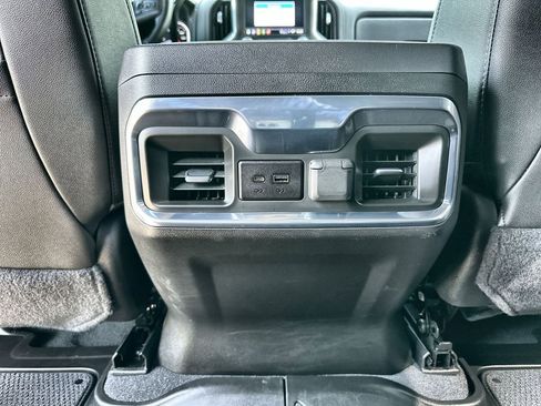 Used 2022 GMC Sierra 1500 AT4 w/ AT4 Preferred Package AWD/4WD image 22