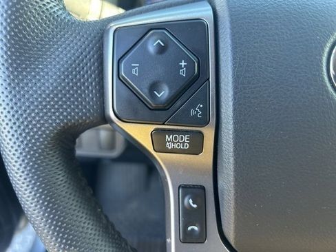 Used 2023 Toyota Tacoma TRD Sport image 13