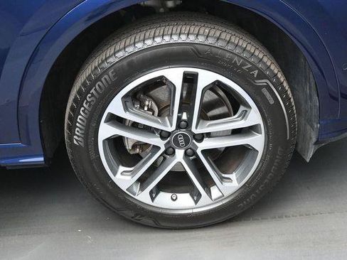 Used 2025 Audi Q5 Premium w/ Convenience Package AWD/4WD image 39