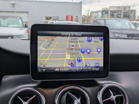 Used 2019 Mercedes-Benz GLA 250 image 22