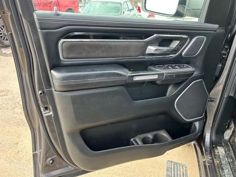 Used 2021 RAM 1500 Laramie image 9