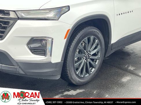 Certified 2023 Chevrolet Traverse RS w/ LPO, Floor Liner Package FWD image 8