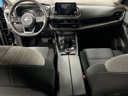 Used 2023 Nissan Rogue SV AWD/4WD image 10