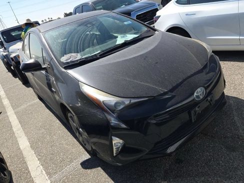 Used 2017 Toyota Prius Three Touring w/ Carpet Mat Package FWD image 2