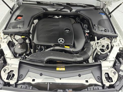 Used 2021 Mercedes-Benz E 350 Sedan image 17