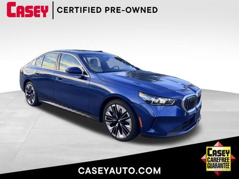 Certified 2024 BMW 530i w/ Convenience Package RWD image 1