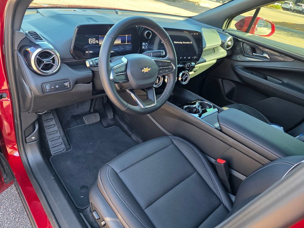 New 2025 Chevrolet Blazer EV LT AWD/4WD image 9