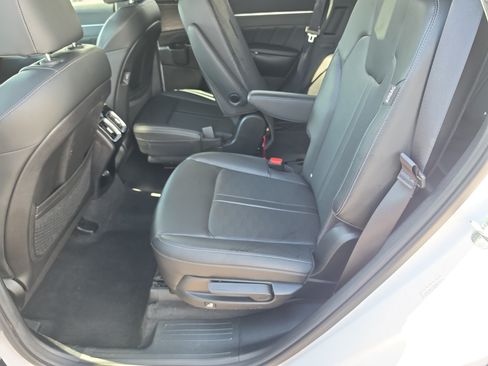 Certified 2024 Kia Sorento SX AWD/4WD image 17