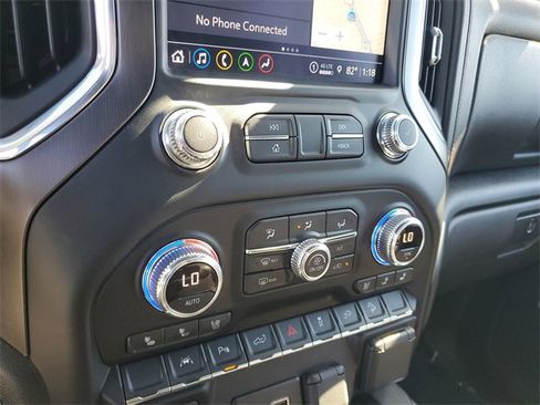 Used 2022 GMC Sierra 1500 AT4 w/ AT4 Premium Package image 21