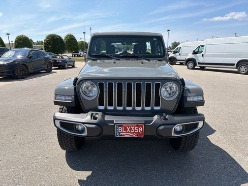 Used 2020 Jeep Wrangler Unlimited Sahara AWD/4WD image 7
