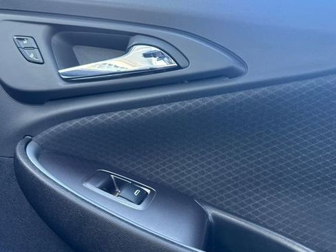 Used 2023 Chevrolet Malibu LT image 19